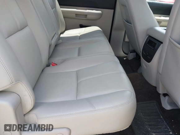 2009 Chevrolet Silverado 1500 LT with VIN 3GCEC23J19G111114, listed as a IAAI auction lot 42178205 with 56,755 mi miles. Bid and sale history available at carsss.com. Image 8.