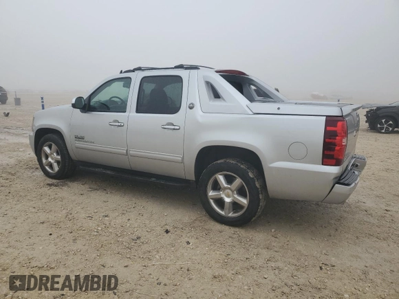 2013 Chevrolet Avalanche LT with VIN 3GNMCFE0XDG166068, listed as a Copart auction lot 43021835 with 148,575 mi miles and Salvage Title. Bid and sale history available at DreamBid. Image 2.
