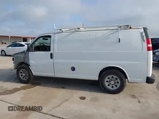 2012 Chevrolet Express Cargo z VIN 1GCSGAFX3C1119397, wystawiony jako IAAI lot #42092709 z przebiegiem 190 851 mil mil oraz . Historia ofert i sprzedaży dostępna na DreamBid. Obrazek 14.