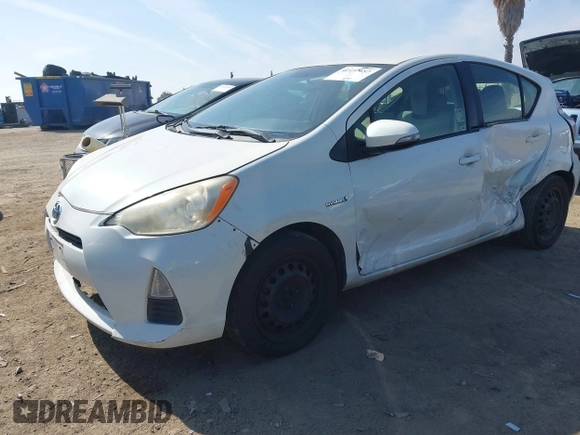 2014 Toyota Prius One with VIN JTDKDTB35E1082542, listed as a IAAI auction lot 42159682 with 166,231 mi miles and . Bid and sale history available at DreamBid. Image 18.