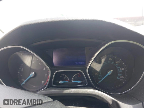 2013 Ford Focus SE with VIN 1FADP3F28DL217636, listed as a IAAI auction lot 42465123 with 187,088 mi miles and . Bid and sale history available at DreamBid. Image 7.