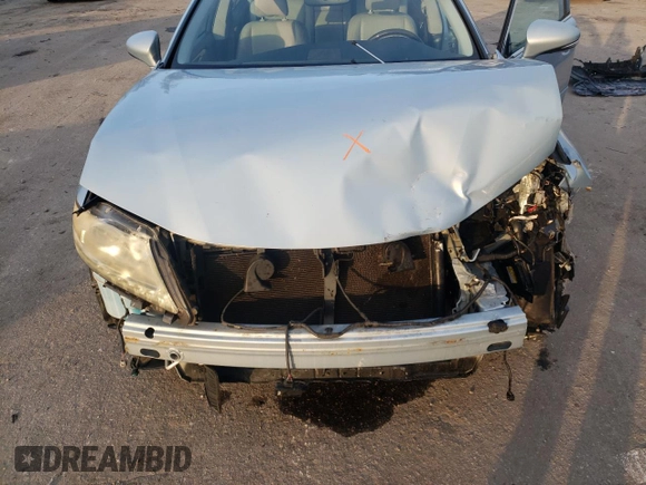 2013 Lexus ES 4dr Sdn with VIN JTHBK1GG5D2016909, listed as a Copart auction lot 85663624 with 123,181 mi miles and Salvage Title. Bid and sale history available at carsss.com. Image 12.