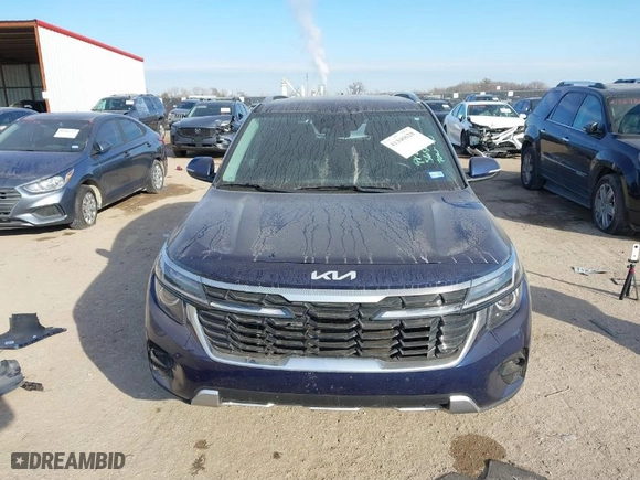 2024 Kia Seltos EX with VIN KNDER2AA2R7587269, listed as a IAAI auction lot 41340628 with NaN miles. Bid and sale history available at carsss.com. Image 12.