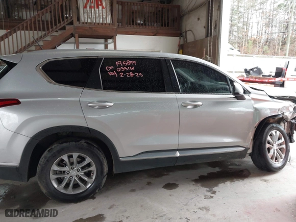 2019 Hyundai Santa Fe SE with VIN 5NMS23AD9KH035161, listed as a IAAI auction lot 41757044 with 124,835 mi miles. Bid and sale history available at carsss.com. Image 13.
