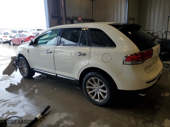 2013 Lincoln MKX with VIN 2LMDJ8JK0DBL23045, listed as a Copart auction lot 50947375 with 257,949 mi miles and Non Repairable. Bid and sale history available at carsss.com. Image 2.