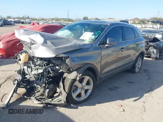 2017 Lincoln MKC Premiere with VIN 5LMCJ1D92HUL71022, listed as a IAAI auction lot 38628790 with 141,930 mi miles. Bid and sale history available at carsss.com. Image 17.