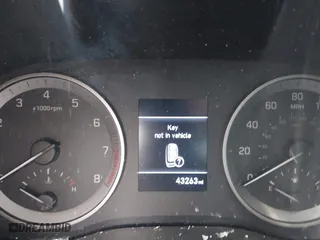2021 Hyundai Tucson Sport with VIN KM8J3CAL6MU379747, listed as a IAAI auction lot 41813442 with 43,263 mi miles. Bid and sale history available at carsss.com. Image 7.