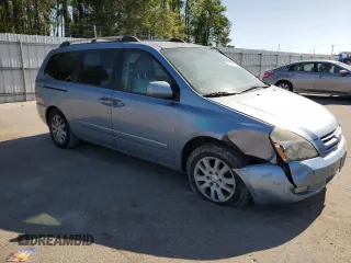 2008 Kia Sedona LX with VIN KNDMB233586210180, listed as a Copart auction lot 52090305 with 220,428 mi miles and Salvage Title. Bid and sale history available at carsss.com. Image 4.