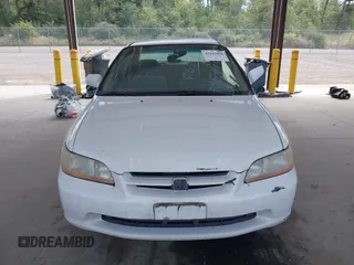 1998 Honda Accord LX with VIN 1HGCG5640WA004358, listed as a IAAI auction lot 42643808 with Not provided miles and . Bid and sale history available at DreamBid. Image 12.