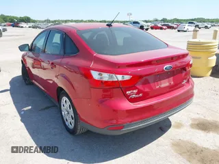 2012 Ford Focus SE z VIN 1FAHP3F21CL428659, wystawiony jako IAAI lot #42040183 z przebiegiem 195 947 mil mil oraz . Historia ofert i sprzedaży dostępna na DreamBid. Obrazek 3.