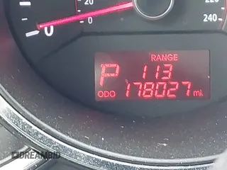 2013 Kia Sorento LX z VIN 5XYKT3A69DG354992, wystawiony jako IAAI lot #41538447 z przebiegiem 178 027 mil mil oraz . Historia ofert i sprzedaży dostępna na DreamBid. Obrazek 15.