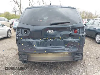 2017 Kia Sedona LX with VIN KNDMB5C12H6247879, listed as a IAAI auction lot 42020233 with 113,919 mi miles and . Bid and sale history available at DreamBid. Image 6.