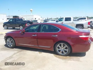 2007 Lexus LS 460 z VIN JTHBL46F575043120, wystawiony jako IAAI lot #41963290 z przebiegiem Nie podano mil oraz . Historia ofert i sprzedaży dostępna na DreamBid. Obrazek 15.