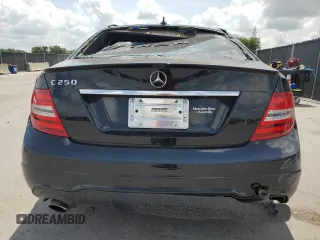 2014 Mercedes-Benz C 250 Sport with VIN WDDGF4HB5EG240448, listed as a Copart auction lot 61107925 with 105,651 mi miles and Clean title. Bid and sale history available at DreamBid. Image 6.