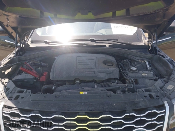 2019 Land Rover Range Rover Velar S z VIN SALYB2EXXKA215597, wystawiony jako IAAI lot #42577983 z przebiegiem 84 006 mil mil oraz . Historia ofert i sprzedaży dostępna na DreamBid. Obrazek 10.