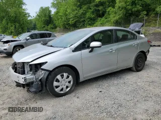 2015 Honda Civic LX z VIN 19XFB2F59FE230235, wystawiony jako Copart lot #54680315 z przebiegiem 81 321 mil mil oraz Szkoda całkowita • Salvage title. Historia ofert i sprzedaży dostępna na DreamBid. Obrazek 1.