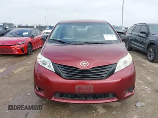 2013 Toyota Sienna L with VIN 5TDZK3DC4DS346384, listed as a IAAI auction lot 41517719 with 91,505 mi miles. Bid and sale history available at carsss.com. Image 12.