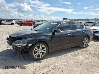 2013 Nissan Altima SL with VIN 1N4BL3AP9DC105529, listed as a Copart auction lot 61387585 with 200,113 mi miles and Salvage title. Bid and sale history available at DreamBid. Image 1.