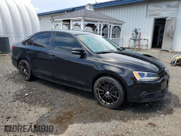 2014 Volkswagen Jetta SE with VIN 3VWD17AJ5EM239169, listed as a Copart auction lot 62860945 with 172,386 mi miles and Clean title. Bid and sale history available at DreamBid. Image 4.