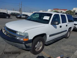 2003 Chevrolet Suburban LS with VIN 1GNEC16T13J106726, listed as a IAAI auction lot 41723307 with 217,062 mi miles. Bid and sale history available at carsss.com. Image 2.