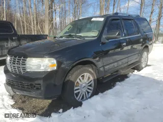 2008 Lincoln Navigator with VIN 5LMFU28578LJ13327, listed as a Copart auction lot 43965915 with 172,890 mi miles and Clean Title. Bid and sale history available at carsss.com. Image 1.