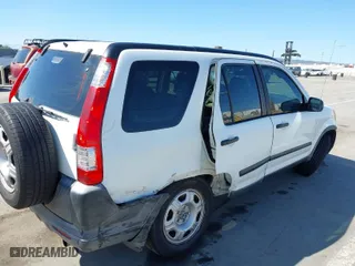 2005 Honda CR-V LX with VIN JHLRD68585C002800, listed as a IAAI auction lot 41939797 with 194,319 mi miles. Bid and sale history available at carsss.com. Image 6.