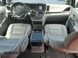 2018 Toyota Sienna XLE Auto Access Seat with VIN 5TDYZ3DC7JS962051, listed as a Copart auction lot 63115935 with 67,253 mi miles and Salvage title. Bid and sale history available at DreamBid. Image 8.