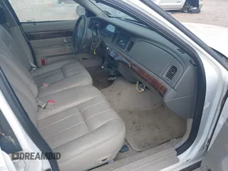 2006 Mercury Grand Marquis LS Premium z VIN 2MEFM75V96X649641, wystawiony jako IAAI lot #42315126 z przebiegiem 144 173 mil mil oraz . Historia ofert i sprzedaży dostępna na DreamBid. Obrazek 5.
