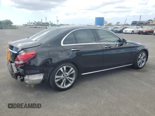 2018 Mercedes-Benz C with VIN 55SWF4JB2JU248767, listed as a Copart auction lot 49013685 with 29,055 mi miles and Clean Title. Bid and sale history available at carsss.com. Image 3.