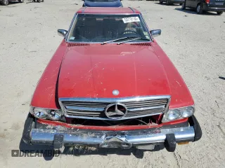 1988 Mercedes-Benz 560 Series 560SL with VIN WDBBA48D5JA091300, listed as a Copart auction lot 53712135 with 77,692 mi miles and Clean Title. Bid and sale history available at carsss.com. Image 5.