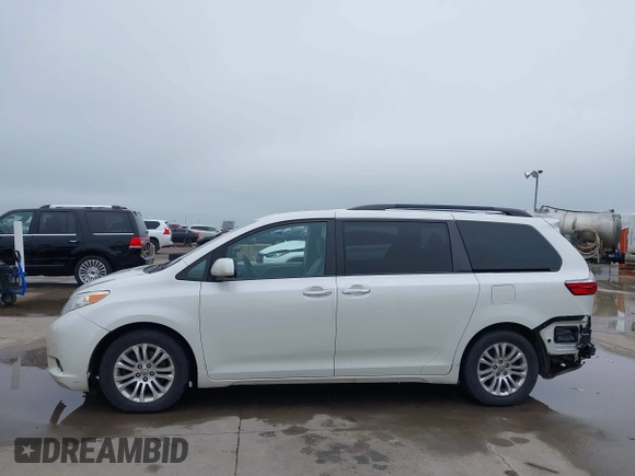 2017 Toyota Sienna XLE Auto Access Seat z VIN 5TDYZ3DC2HS846346, wystawiony jako IAAI lot #42126507 z przebiegiem 223 462 mil mil oraz . Historia ofert i sprzedaży dostępna na DreamBid. Obrazek 15.
