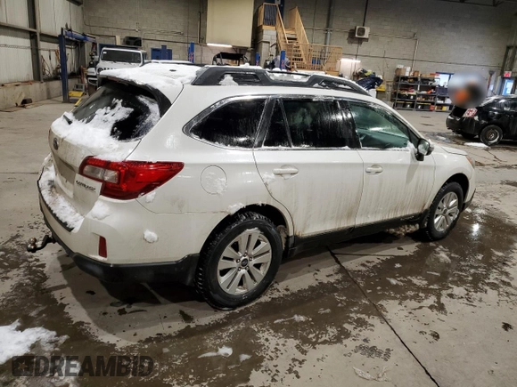 2015 Subaru Outback with VIN 4S4BSCDC4F3327724, listed as a Copart auction lot 84932664 with 236,814 mi miles and Salvage title. Bid and sale history available at DreamBid. Image 3.