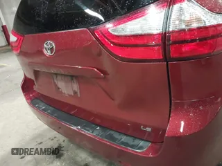 2015 Toyota Sienna LE AAS with VIN 5TDKK3DC2FS609296, listed as a IAAI auction lot 41842166 with 160,342 mi miles. Bid and sale history available at carsss.com. Image 17.