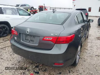 2013 Acura ILX Premium Pkg with VIN 19VDE1F53DE015190, listed as a IAAI auction lot 41905084 with 161,235 mi miles. Bid and sale history available at carsss.com. Image 4.