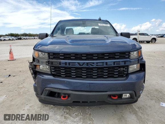 2020 Chevrolet Silverado 1500 Custom with VIN 1GCRWBEK4LZ367009, listed as a Copart auction lot 47017405 with 61,900 mi miles and Non Repairable. Bid and sale history available at carsss.com. Image 5.