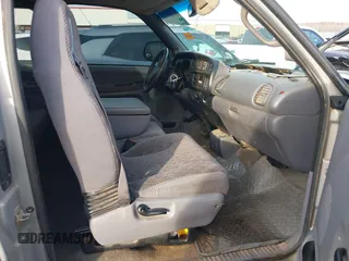 1999 Dodge Ram 2500 with VIN 3B7KC2363XG124121, listed as a IAAI auction lot 41404032 with 250,307 mi miles. Bid and sale history available at carsss.com. Image 5.