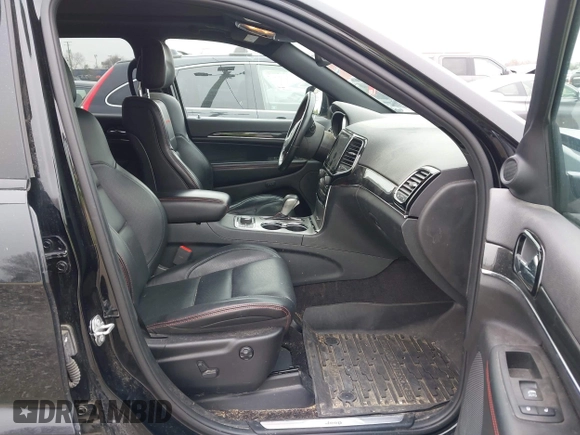 2019 Jeep Grand Cherokee Trailhawk with VIN 1C4RJFLT3KC554292, listed as a IAAI auction lot 41953049 with 31,672 mi miles and . Bid and sale history available at DreamBid. Image 5.