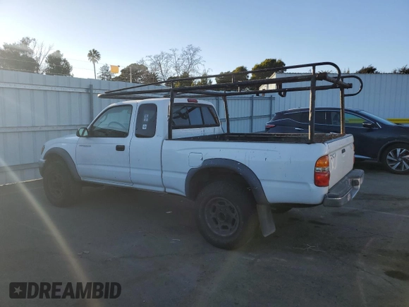 2004 Toyota Tacoma PreRunner with VIN 5TESM92N34Z337312, listed as a Copart auction lot 42856015 with 302,252 mi miles and Clean title. Bid and sale history available at DreamBid. Image 2.
