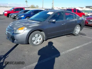 2008 Nissan Altima 2.5 S with VIN 1N4AL21E78N417783, listed as a IAAI auction lot 41608129 with 188,980 mi miles. Bid and sale history available at carsss.com. Image 2.