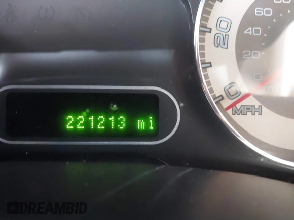 2008 Ford Taurus X Limited z VIN 1FMDK03W58GA36695, wystawiony jako IAAI lot #41472278 z przebiegiem 221 213 mil mil oraz . Historia ofert i sprzedaży dostępna na DreamBid. Obrazek 14.