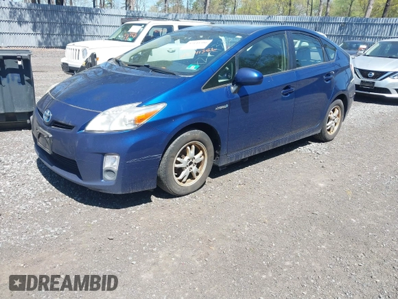 2010 Toyota Prius II with VIN JTDKN3DU2A0105245, listed as a IAAI auction lot 42141386 with 298,972 mi miles. Bid and sale history available at carsss.com. Image 2.