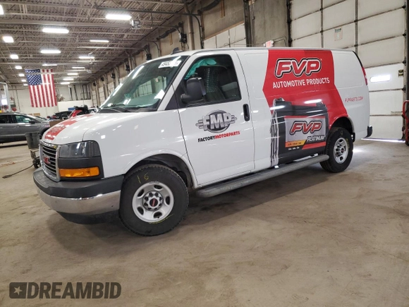 2020 GMC Savana Cargo Van with VIN 1GTW7AFG9L1223393, listed as a Copart auction lot 49453135 with 131,260 mi miles and Salvage Title. Bid and sale history available at carsss.com. Image 1.