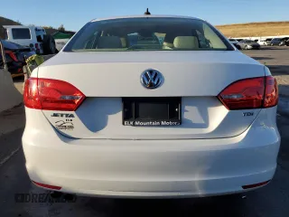 2014 Volkswagen Jetta TDI w/Premium with VIN 3VW3L7AJ4EM390185, listed as a Copart auction lot 76391084 with 49,897 mi miles and Salvage title. Bid and sale history available at DreamBid. Image 6.