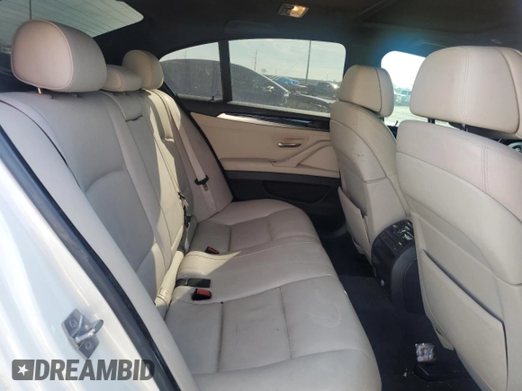 2012 BMW 5 Series 528i with VIN WBAXG5C51CDY29734, listed as a Copart auction lot 46924205 with 121,833 mi miles and Salvage Title. Bid and sale history available at carsss.com. Image 10.