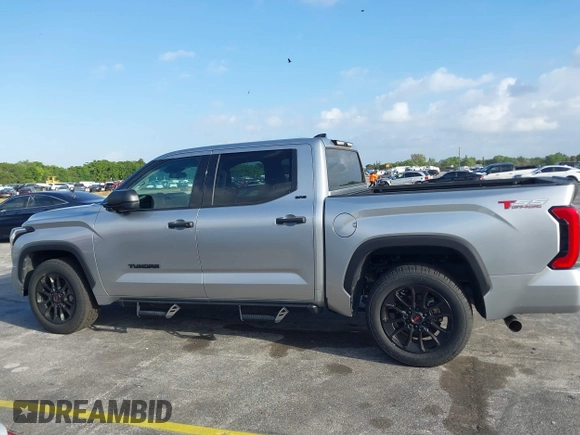 2022 Toyota Tundra 2WD SR5 with VIN 5TFLA5AB0NX015314, listed as a IAAI auction lot 41704714 with 29,629 mi miles. Bid and sale history available at carsss.com. Image 14.