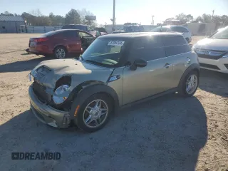 2008 MINI Hardtop S with VIN WMWMF73548TV36120, listed as a Copart auction lot 87094124 with 132,442 mi miles and Salvage title. Bid and sale history available at DreamBid. Image 1.