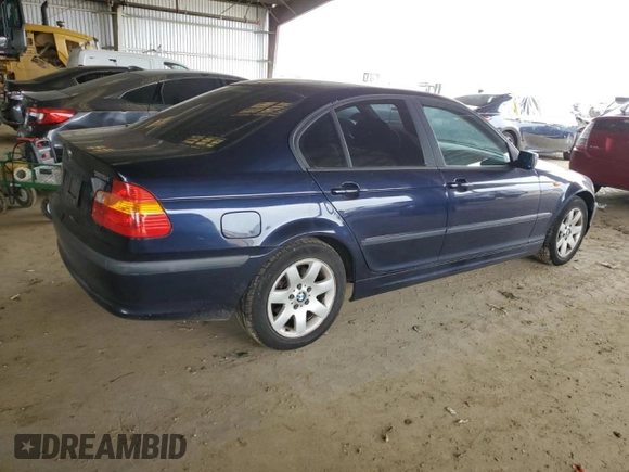 2002 BMW 3 Series 325i with VIN WBAET37452NG79633, listed as a Copart auction lot 44743375 with 118,710 mi miles and Clean Title. Bid and sale history available at carsss.com. Image 3.