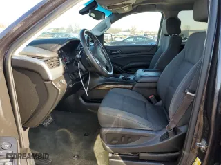 2015 Chevrolet Suburban LS with VIN 1GNSCHKC3FR159676, listed as a Copart auction lot 84606074 with 264,234 mi miles and Clean Title. Bid and sale history available at carsss.com. Image 7.