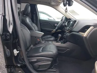 2017 Jeep Cherokee Limited with VIN 1C4PJMDS7HW569502, listed as a IAAI auction lot 41341243 with 80,261 mi miles and . Bid and sale history available at DreamBid. Image 5.