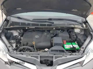 2019 Toyota Sienna XLE Auto Access Seat with VIN 5TDYZ3DC1KS019056, listed as a Copart auction lot 52716635 with 64,746 mi miles and Salvage Title. Bid and sale history available at carsss.com. Image 12.
